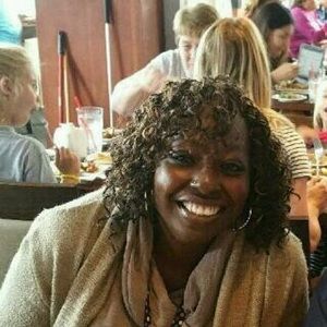 Meet your Posher, Essie